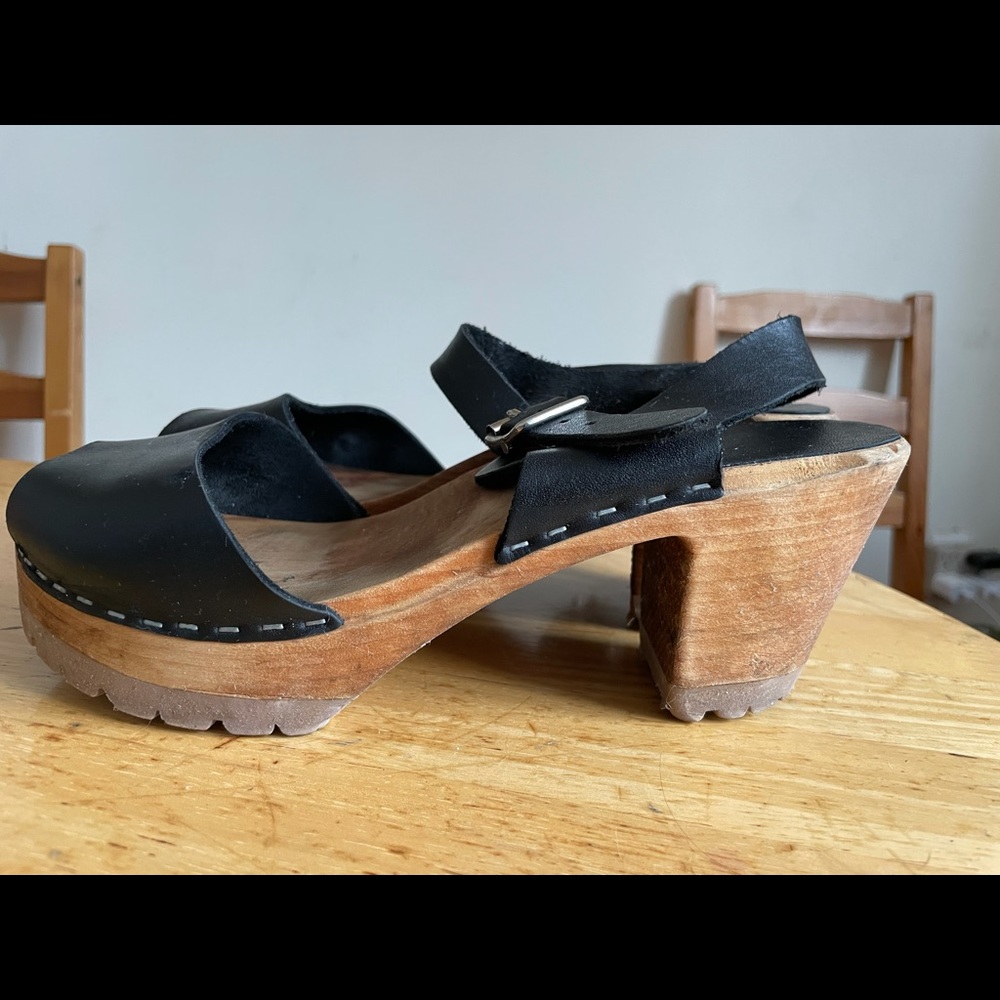 MIA women greta mule women 6/37 great condition